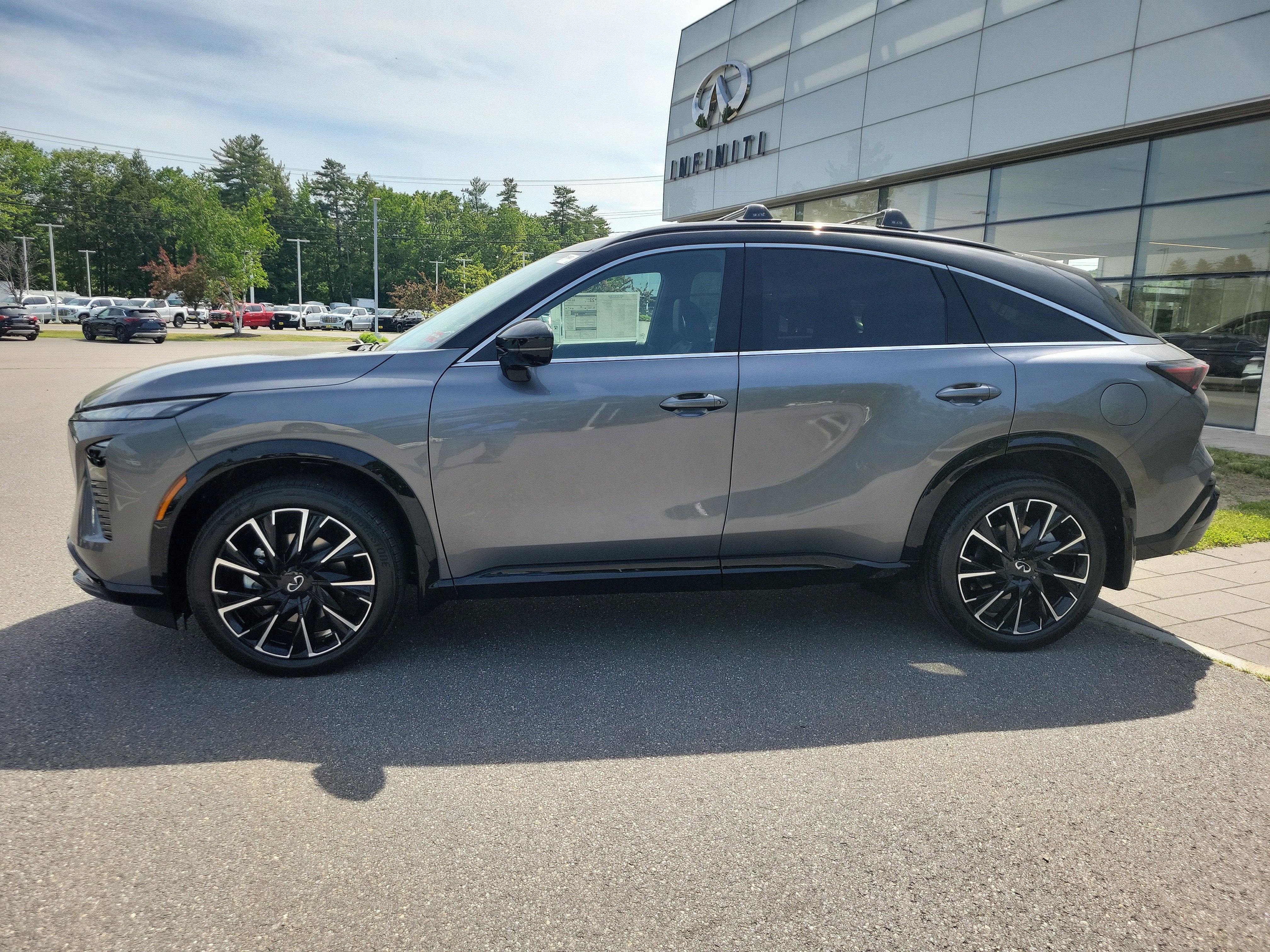 2027 INFINITI QX65 — side profile view